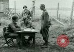 Image prisonnier interrogatoire Tara France, 1944, de la seconde 59 séquences d'archives historiques vidéo 65675021186