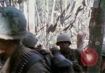 Image Troupes de US 503e Régiment d'infanterie aéroportée assault Hill 875 le Vietnam du Sud, 1967, de la seconde 28 séquences d'archives historiques vidéo 65675021188