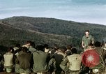 Immagine di Esercito degli Stati Uniti cappellano conduce service Il Vietnam, 1968, secondo 18 filmato di repertorio 65675021201