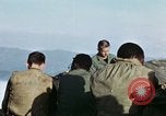 Immagine di Esercito degli Stati Uniti cappellano conduce service Il Vietnam, 1968, secondo 32 filmato di repertorio 65675021201