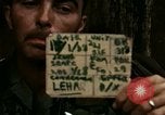 Image les soldats de l'armée américaine détruire pagode décortiquées bâtiment Vietnam, 1968, de la seconde 3 séquences d'archives historiques vidéo 65675021204