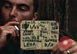 Image les soldats de l'armée américaine détruire pagode décortiquées bâtiment Vietnam, 1968, de la seconde 6 séquences d'archives historiques vidéo 65675021204