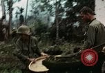 Image les soldats de l'armée américaine détruire pagode décortiquées bâtiment Vietnam, 1968, de la seconde 11 séquences d'archives historiques vidéo 65675021204
