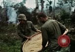 Image les soldats de l'armée américaine détruire pagode décortiquées bâtiment Vietnam, 1968, de la seconde 12 séquences d'archives historiques vidéo 65675021204