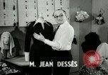 Image les concepteurs de Paris Paris France, 1965, de la seconde 17 séquences d'archives historiques vidéo 65675021206