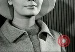 Image les concepteurs de Paris Paris France, 1965, de la seconde 29 séquences d'archives historiques vidéo 65675021206