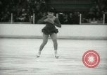 Standbild Eiskunstlauf Meisterschaft Colorado United States USA, 1965, aus Sekunde 25 historischem Filmmaterial Videoclip 65675021208