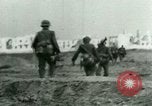 Standbild deutsche Truppen Stalingrad Russland, 1942, aus Sekunde 41 historischem Filmmaterial Videoclip 65675021216