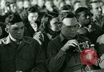 Standbild Zeugnis in der Studie von Franz Strasser Dachau Deutschland, 1945, aus Sekunde 3 historischem Filmmaterial Videoclip 65675021222