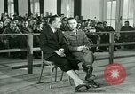 Standbild Zeugnis in der Studie von Franz Strasser Dachau Deutschland, 1945, aus Sekunde 27 historischem Filmmaterial Videoclip 65675021222