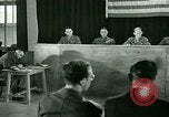 Standbild Zeugnis in der Studie von Franz Strasser Dachau Deutschland, 1945, aus Sekunde 40 historischem Filmmaterial Videoclip 65675021222