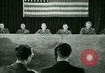 Standbild Zeugnis in der Studie von Franz Strasser Dachau Deutschland, 1945, aus Sekunde 42 historischem Filmmaterial Videoclip 65675021222