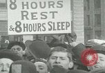 Image Les travailleurs américains protester contre les conditions de travail United States USA, 1963, de la seconde 7 séquences d'archives historiques vidéo 65675021237