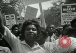 Image Les travailleurs américains protester contre les conditions de travail United States USA, 1963, de la seconde 38 séquences d'archives historiques vidéo 65675021237