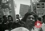 Image Les travailleurs américains protester contre les conditions de travail United States USA, 1963, de la seconde 40 séquences d'archives historiques vidéo 65675021237