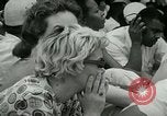 Image Les travailleurs américains protester contre les conditions de travail United States USA, 1963, de la seconde 43 séquences d'archives historiques vidéo 65675021237