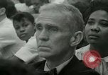 Image Les travailleurs américains protester contre les conditions de travail United States USA, 1963, de la seconde 57 séquences d'archives historiques vidéo 65675021237