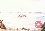Standbild Schlacht von Eniwetok Eniwetok Atoll Marshall Inseln, 1944, aus Sekunde 36 historischem Filmmaterial Videoclip 65675021287