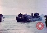 Standbild Schlacht von Eniwetok Eniwetok Atoll Marshall Inseln, 1944, aus Sekunde 48 historischem Filmmaterial Videoclip 65675021287