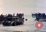 Standbild Schlacht von Eniwetok Eniwetok Atoll Marshall Inseln, 1944, aus Sekunde 53 historischem Filmmaterial Videoclip 65675021287