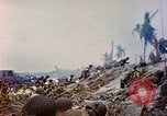 Standbild Schlacht von Eniwetok Eniwetok Atoll Marshall Inseln, 1944, aus Sekunde 60 historischem Filmmaterial Videoclip 65675021287