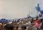 Standbild Schlacht von Eniwetok Eniwetok Atoll Marshall Inseln, 1944, aus Sekunde 62 historischem Filmmaterial Videoclip 65675021287