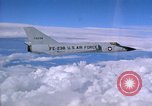 Standbild Convair F-106 Delta Dart Flugzeuge California United States USA, 1963, aus Sekunde 54 historischem Filmmaterial Videoclip 65675021296