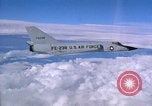 Standbild Convair F-106 Delta Dart Flugzeuge California United States USA, 1963, aus Sekunde 57 historischem Filmmaterial Videoclip 65675021296