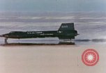 Immagine di Primo alto Powered volo di X-15 California United States USA, 1960, secondo 59 filmato di repertorio 65675021328