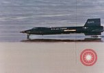 Immagine di Primo alto Powered volo di X-15 California United States USA, 1960, secondo 62 filmato di repertorio 65675021328