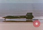 Standbild Erste high powered Flug X-15 California United States USA, 1960, aus Sekunde 59 historischem Filmmaterial Videoclip 65675021329