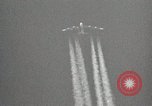 Standbild X-15 erster Motorflug California United States USA, 1959, aus Sekunde 24 historischem Filmmaterial Videoclip 65675021359