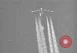 Standbild X-15 erster Motorflug California United States USA, 1959, aus Sekunde 28 historischem Filmmaterial Videoclip 65675021359