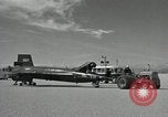 Standbild X-15 abgeschleppt vom Traktor California United States USA, 1959, aus Sekunde 22 historischem Filmmaterial Videoclip 65675021362