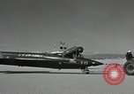 Standbild X-15 abgeschleppt vom Traktor California United States USA, 1959, aus Sekunde 29 historischem Filmmaterial Videoclip 65675021362