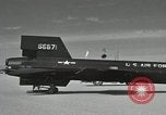 Standbild X-15 abgeschleppt vom Traktor California United States USA, 1959, aus Sekunde 40 historischem Filmmaterial Videoclip 65675021362
