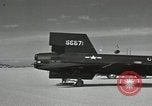 Standbild X-15 abgeschleppt vom Traktor California United States USA, 1959, aus Sekunde 41 historischem Filmmaterial Videoclip 65675021362