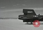Standbild X-15 abgeschleppt vom Traktor California United States USA, 1959, aus Sekunde 42 historischem Filmmaterial Videoclip 65675021362