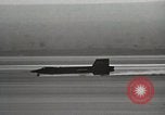 Standbild X-15 landet auf Rogers Dry Lake Start- und Landebahn California United States USA, 1959, aus Sekunde 26 historischem Filmmaterial Videoclip 65675021365