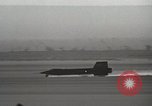 Standbild X-15 landet auf Rogers Dry Lake Start- und Landebahn California United States USA, 1959, aus Sekunde 31 historischem Filmmaterial Videoclip 65675021365