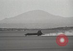 Standbild X-15 landet auf Rogers Dry Lake Start- und Landebahn California United States USA, 1959, aus Sekunde 50 historischem Filmmaterial Videoclip 65675021365