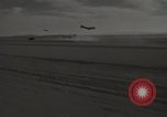 Standbild erste unabhängige Motorflug eines X-15 Rakete Ebene California United States USA, 1959, aus Sekunde 41 historischem Filmmaterial Videoclip 65675021368