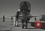 Standbild Erster Motorflug der X-15 California United States USA, 1959, aus Sekunde 18 historischem Filmmaterial Videoclip 65675021369