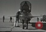 Standbild Erster Motorflug der X-15 California United States USA, 1959, aus Sekunde 19 historischem Filmmaterial Videoclip 65675021369