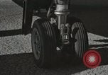Standbild Erster Motorflug der X-15 California United States USA, 1959, aus Sekunde 34 historischem Filmmaterial Videoclip 65675021369