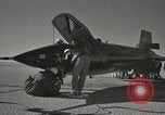 Standbild Erster Motorflug der X-15 California United States USA, 1959, aus Sekunde 38 historischem Filmmaterial Videoclip 65675021369