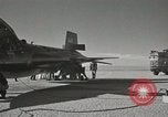 Standbild Erster Motorflug der X-15 California United States USA, 1959, aus Sekunde 43 historischem Filmmaterial Videoclip 65675021369