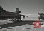 Standbild Erster Motorflug der X-15 California United States USA, 1959, aus Sekunde 44 historischem Filmmaterial Videoclip 65675021369