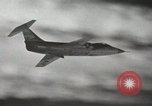 Standbild X-15 erster Motorflug California United States USA, 1959, aus Sekunde 6 historischem Filmmaterial Videoclip 65675021370