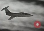 Standbild X-15 erster Motorflug California United States USA, 1959, aus Sekunde 7 historischem Filmmaterial Videoclip 65675021370